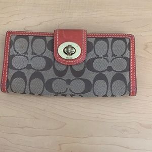 SOLD ✅Coach Long Wallet